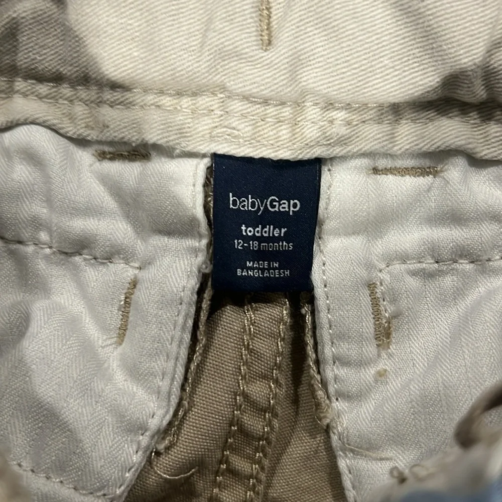 Baby gap 12-18 months cargo khaki pants.